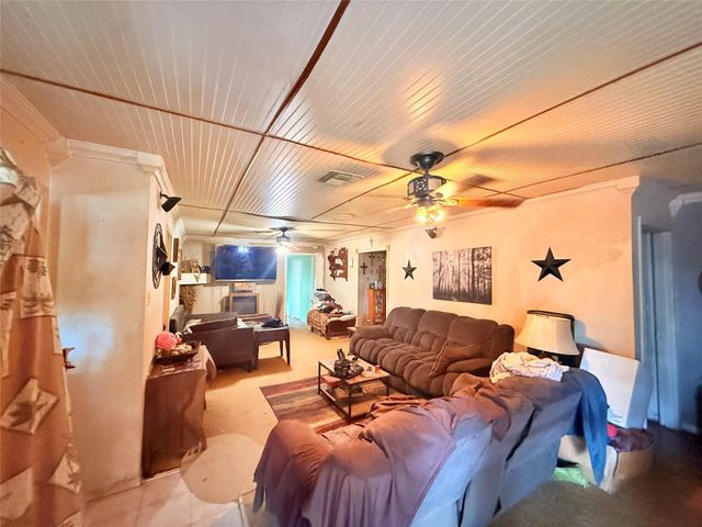 5152 Mustang Road, Alvin, TX 77511