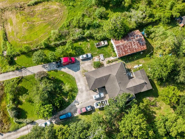 5152 Mustang Road, Alvin, TX 77511