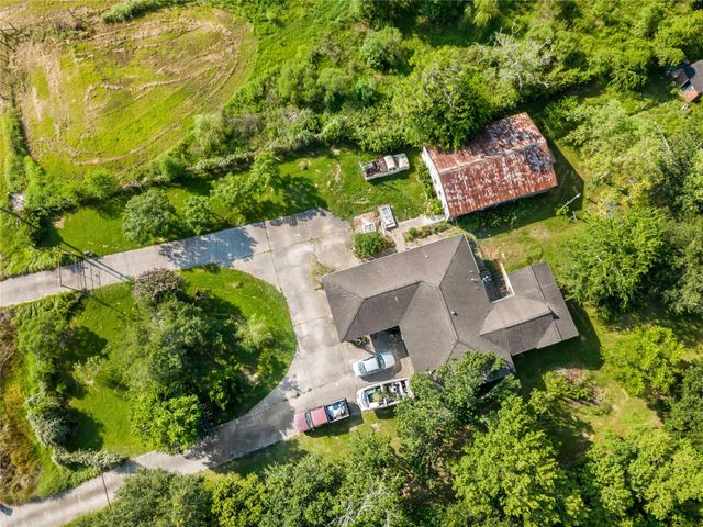 5152 Mustang Road, Alvin, TX 77511