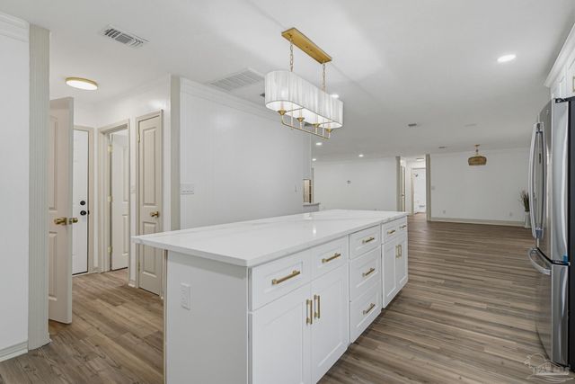 6661 Fernwood Dr, Milton, FL 32570