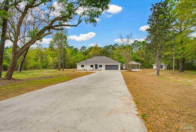 6661 Fernwood Dr, Milton, FL 32570