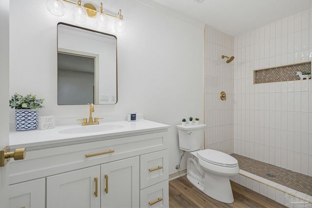 6661 Fernwood Dr, Milton, FL 32570