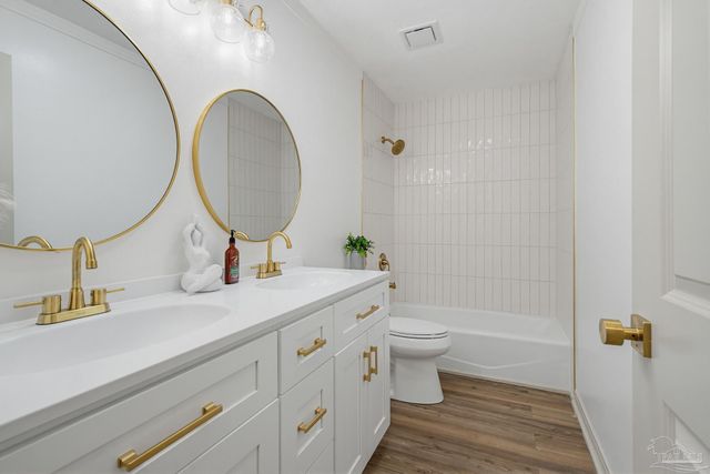 6661 Fernwood Dr, Milton, FL 32570