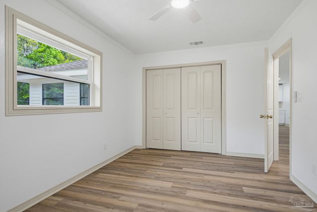 6661 Fernwood Dr, Milton, FL 32570