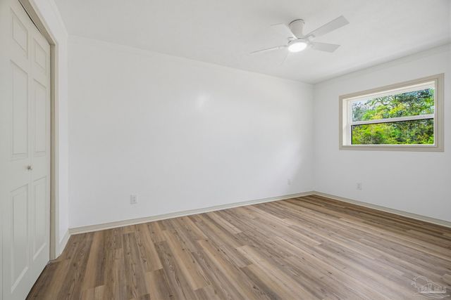 6661 Fernwood Dr, Milton, FL 32570