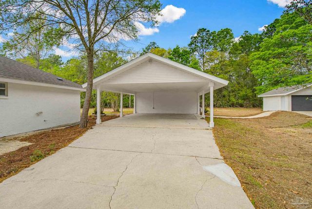 6661 Fernwood Dr, Milton, FL 32570