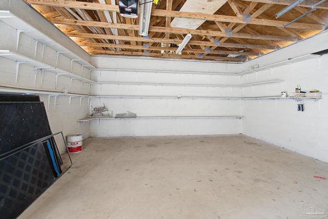 6661 Fernwood Dr, Milton, FL 32570