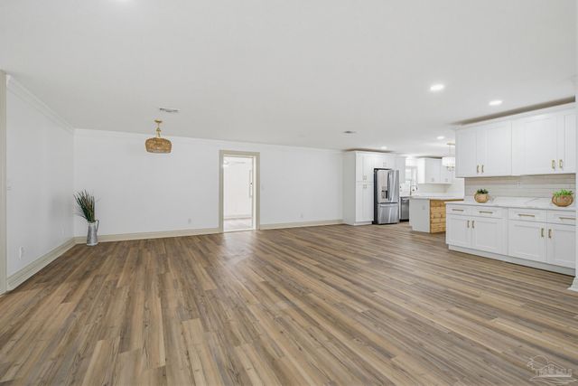 6661 Fernwood Dr, Milton, FL 32570