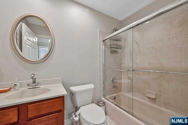 172 Price Court 172, West New York, NJ 07093