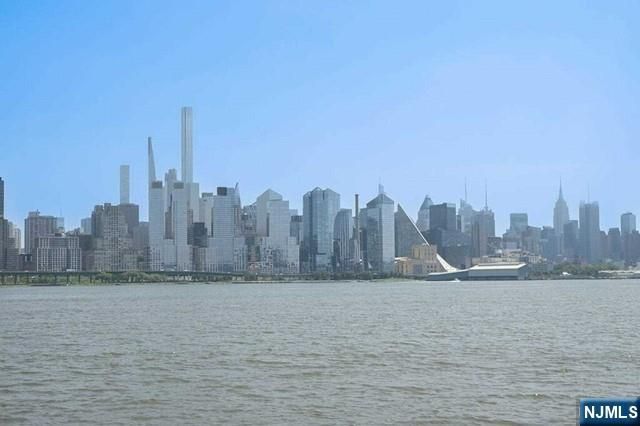 172 Price Court 172, West New York, NJ 07093