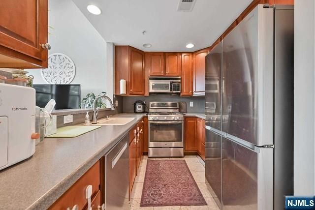172 Price Court 172, West New York, NJ 07093