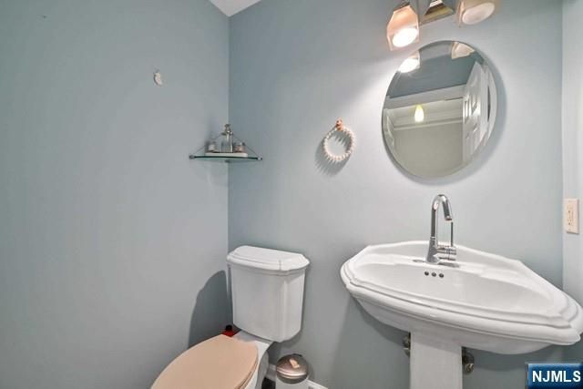172 Price Court 172, West New York, NJ 07093