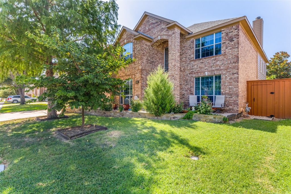 10124 Vintage Drive, Fort Worth, TX 76244