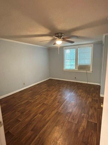 940 Gordon Street, Blackshear, GA 31516