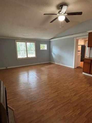 940 Gordon Street, Blackshear, GA 31516