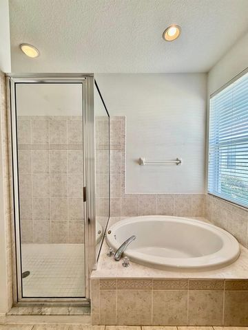 10226 EVERGREEN HILL DRIVE, Tampa, FL 33647