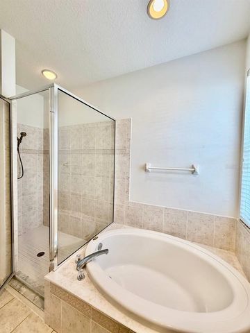 10226 EVERGREEN HILL DRIVE, Tampa, FL 33647