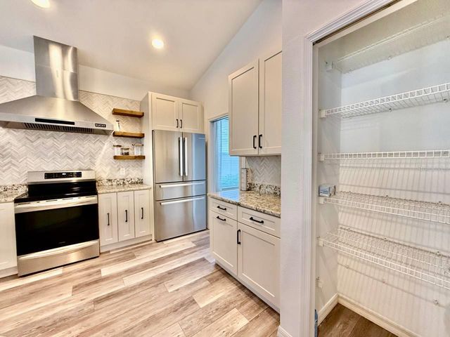 10226 EVERGREEN HILL DRIVE, Tampa, FL 33647