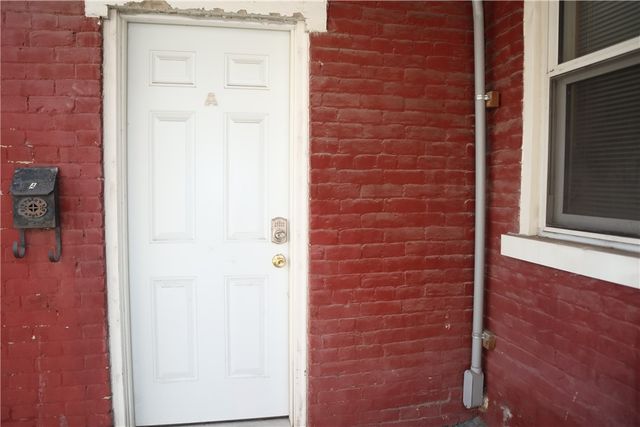 440 2nd St, California, PA 15419