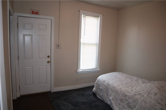 440 2nd St, California, PA 15419