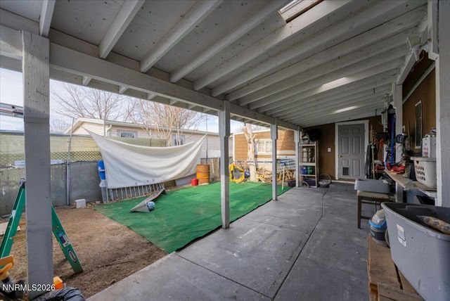 985 Villa Way, Fernley, NV 89408