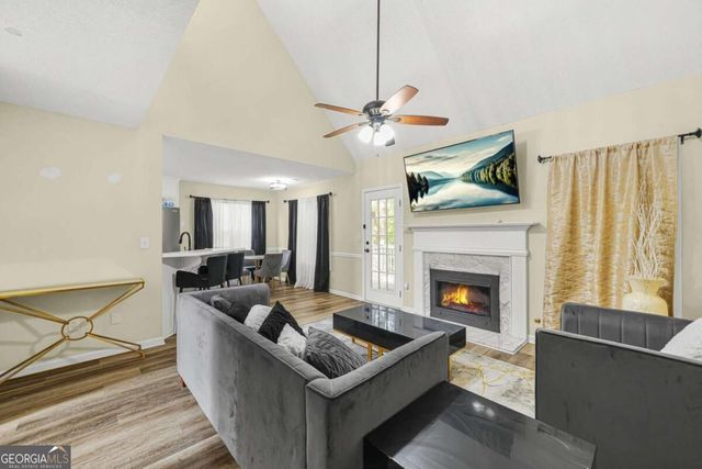1347 Vine Circle, Mcdonough, GA 30253