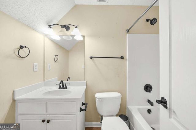 1347 Vine Circle, Mcdonough, GA 30253