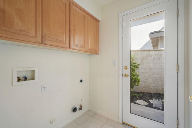 5312 Delta Dr, Rocklin, CA 95765