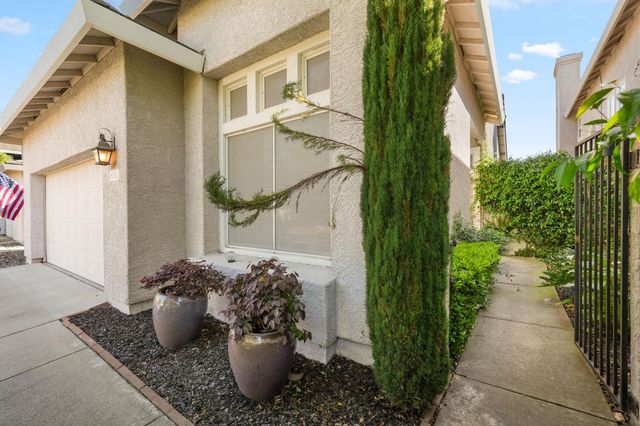 5312 Delta Dr, Rocklin, CA 95765