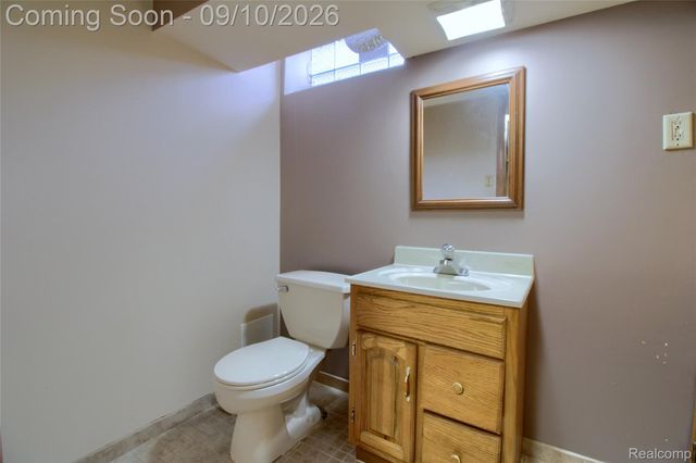 2881 Maxwell Street, Trenton, MI 48183
