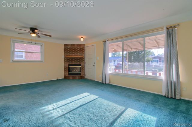 2881 Maxwell Street, Trenton, MI 48183
