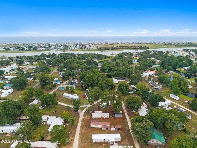 2367 Lake Paula Drive SW, Supply, NC 28462