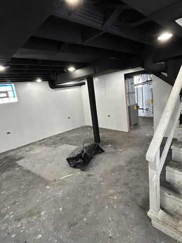 655 Vermont Street, Gary, IN 46402