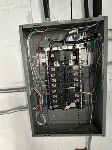 655 Vermont Street, Gary, IN 46402