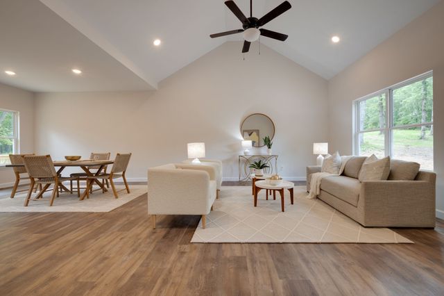 766 Billy Wynn Road, Dickson, TN 37055