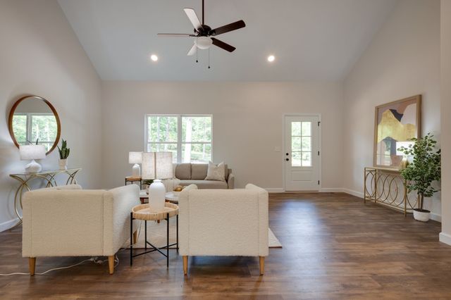 766 Billy Wynn Road, Dickson, TN 37055