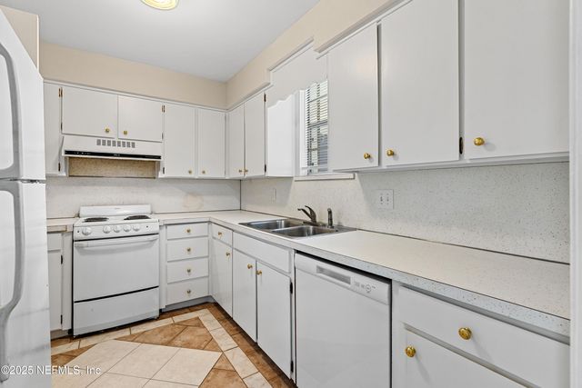 7319 POTTSBURG Drive, 2, Jacksonville, FL 32216