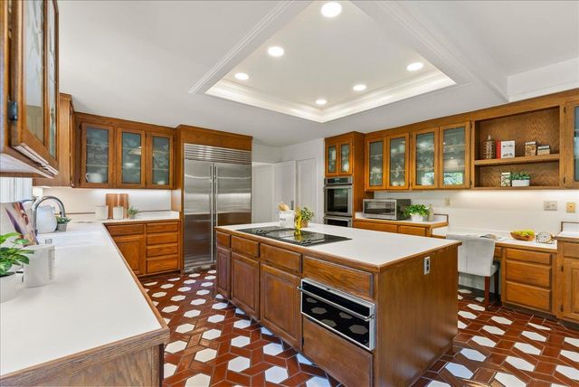 14220 Wild Plum Lane, Los Altos Hills, CA 94022