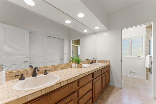 14220 Wild Plum Lane, Los Altos Hills, CA 94022