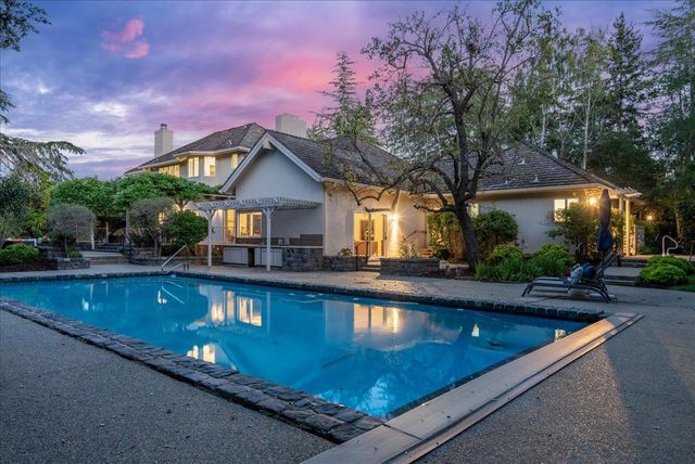 14220 Wild Plum Lane, Los Altos Hills, CA 94022