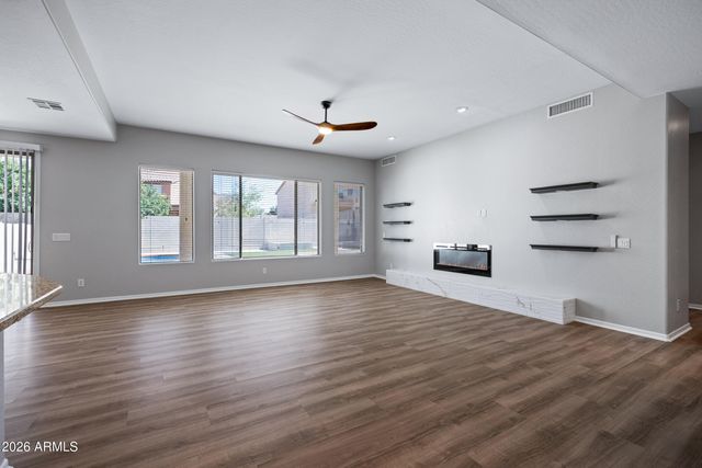 6535 W Brookhart Way, Phoenix, AZ 85083