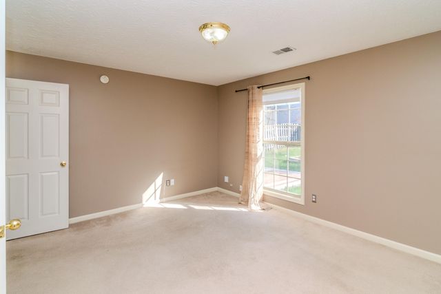 3840 Everetts Dale, Lexington, KY 40514