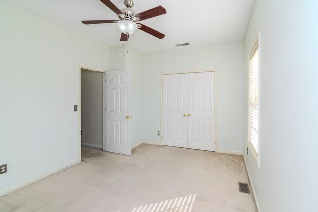 3840 Everetts Dale, Lexington, KY 40514