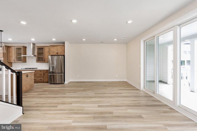 20792 CLOONGEE TER, Dulles, VA 20166