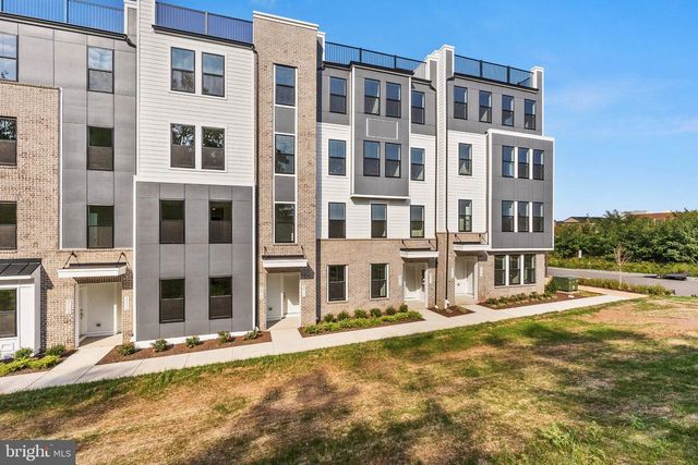 20792 CLOONGEE TER, Dulles, VA 20166