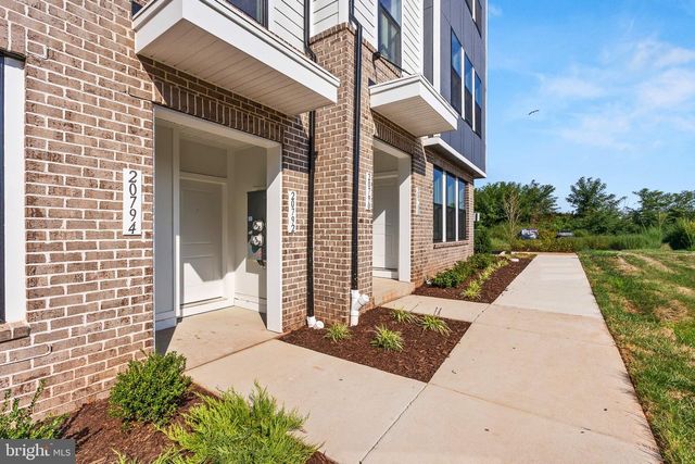 20792 CLOONGEE TER, Dulles, VA 20166