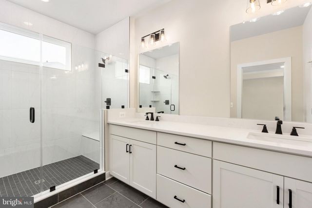 20792 CLOONGEE TER, Dulles, VA 20166