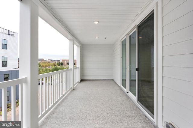 20792 CLOONGEE TER, Dulles, VA 20166