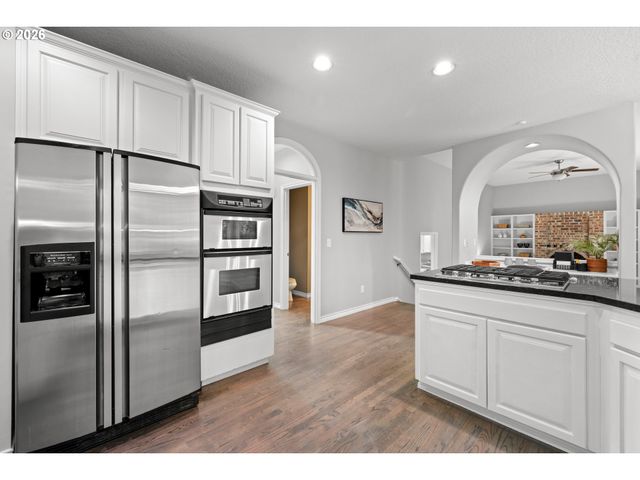 9331 Nw OLD SKYLINE Blvd, Portland, OR 97231