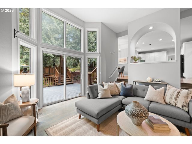 9331 Nw OLD SKYLINE Blvd, Portland, OR 97231